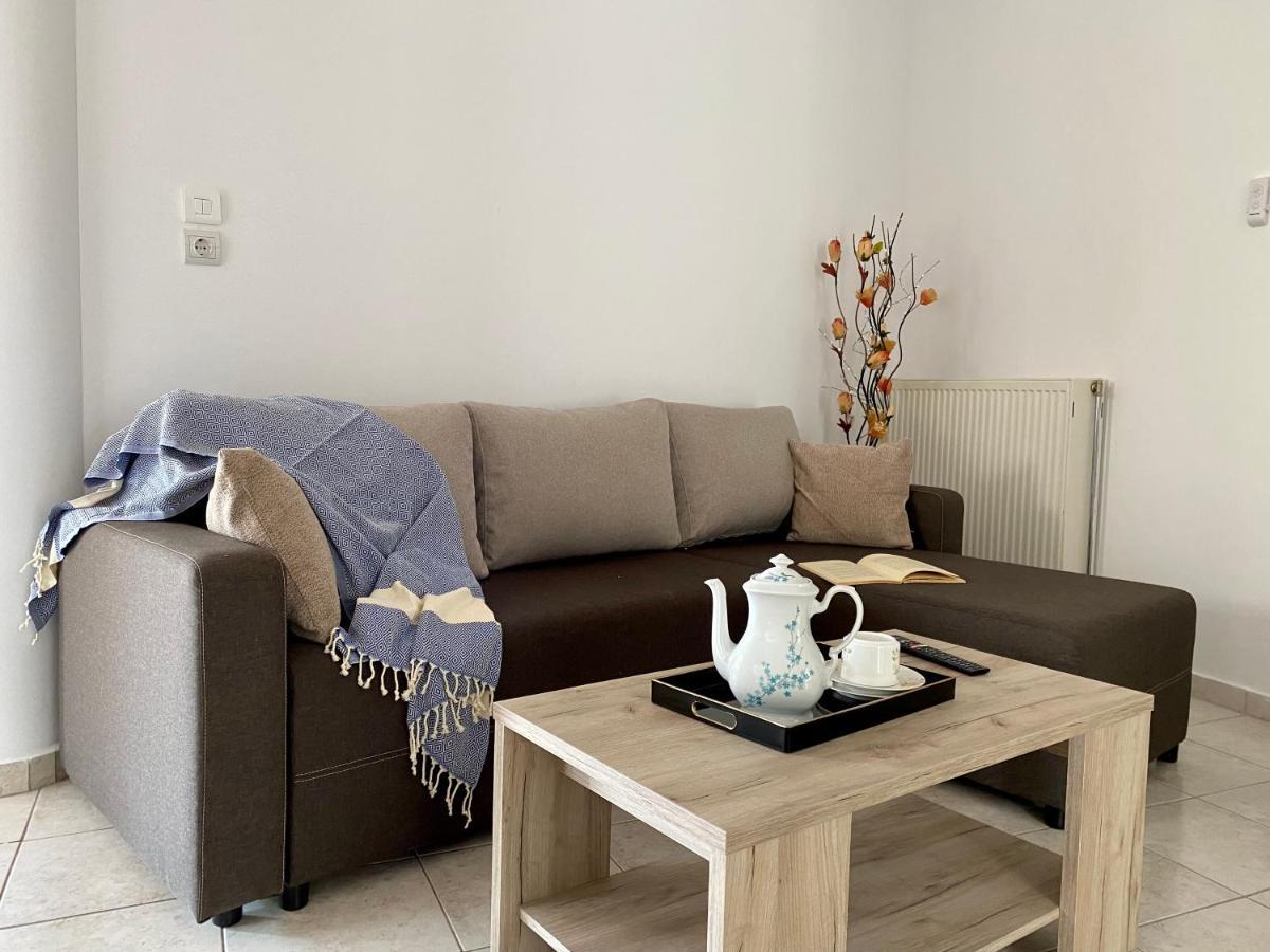 Peaceful Apartment, In The Nature, With Yard "3" Ziparion Exterior photo